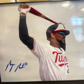 Byron Buxton signed photo item