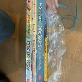 Upper Grade Book Basket item