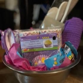 Easter bakeware bowl item