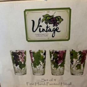 Wine and Glasses item