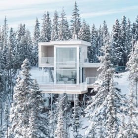 Une nuitée en chalet de luxe au Lac Beauport item