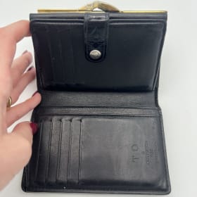 #62 Louis Vuitton Vernis French Purse item