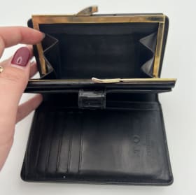 #62 Louis Vuitton Vernis French Purse item