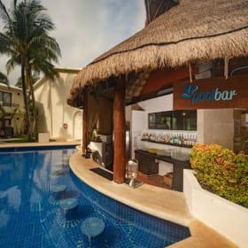 5 days/4 nights resort in Cancun Mexico- 2 adults,2 children item