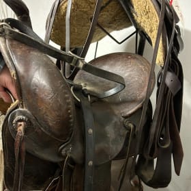 DT1- 15" vintage highback western saddle item