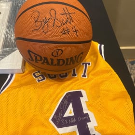 Byron Scott item