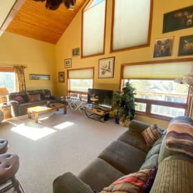3 Night Stay at Cozy Cabin in Silverthorne, CO 🏔️ item