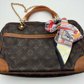 #100 Vintage Louis Vuitton Trocadero 30 item