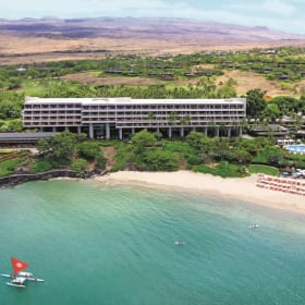 Complimentary round of golf for four players at Mauna Kea item