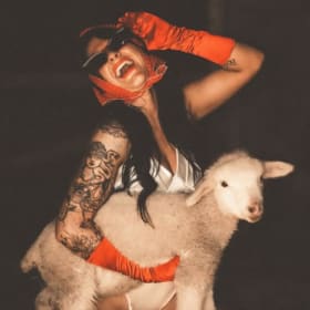 One Hour Portrait Session with Ri Mason item