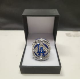 Dodgers World Series Champions Replica Ring in Jewelry Box item