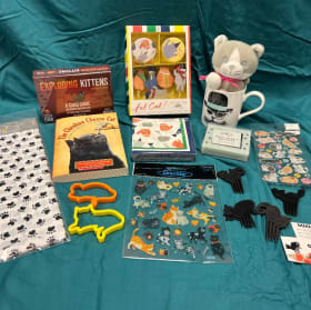 9. 🐾 The Purr-fect Cat Lover's Gift Basket item