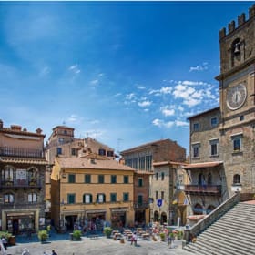 Tuscany Lovers 3 or 4 N Luxury Adventure Package in Cortona item