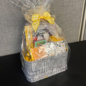 Art Gift Basket item