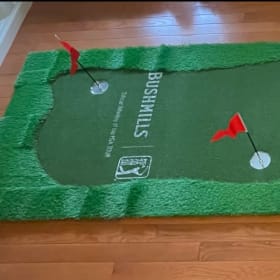 Indoor Practice Putting Green item