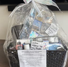 Delta Travel Basket and Delta Trading Cards item