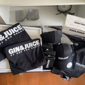 Gin & Juice Rolling Cooler Bundle item