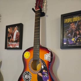 Nirvana Guitar signed by Krist Novoselic! item