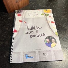 Livre de recettes Tablier aux 4 Poches item
