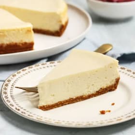 🍰 Kiki’s Infamous Vanilla Cheesecake item