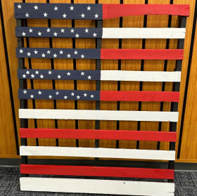 Rustic USA Flag Wall Decor Pallet item