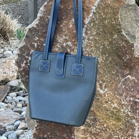 Dooney & Borne Handbag item