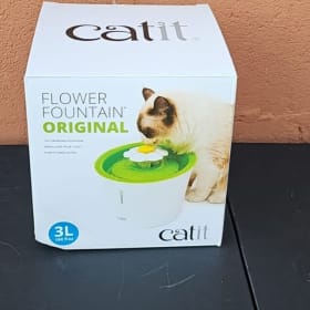 Catit Flower Cat Water Fountain item