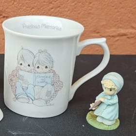Precious moments figurines set item