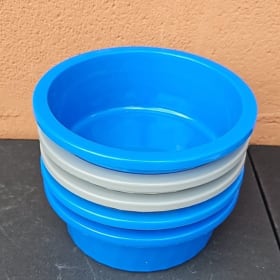 Set of 5 Plastic Dog/Cat Bowels item