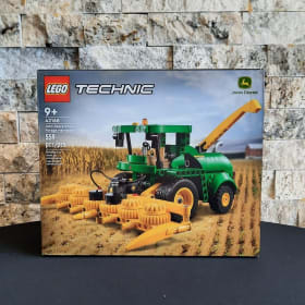 SOLD LEGO Technic John Deere 9700 Forage Harvester Tractor item