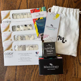 Nail Art Enthusiast Gift Set (includes 24 Color Streets) item