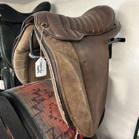 FD2- 16.5" Icelandic horse saddle item