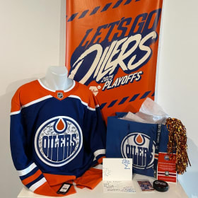 Authentic Team Signed Oilers Jersey item
