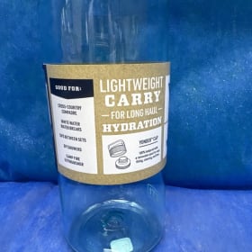 Yeti green Yonder water bottle item