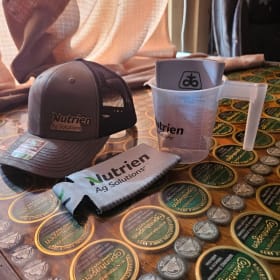 Makaze herbicide and nutrient merch item