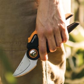 Fiskars Bypass Handpruners item
