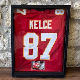Travis Kelce Signed Jersey item