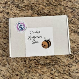 Crochet Amigurumi Bee Kit item