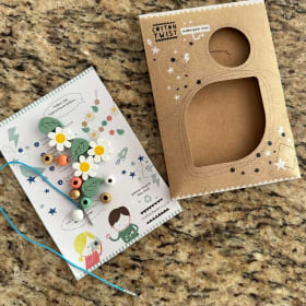 Daisy Chain Bracelet Kit item