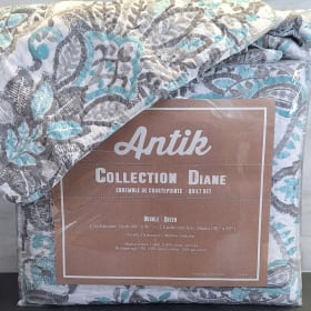 HH1 - Double/Queen Quilt Set & Laundry Detergent item