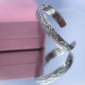 106 Lovely Floral Patterned Silver Cuff Bracelet item