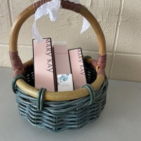Mary Kay Basket item