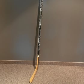 S1 - Dave Shaw Autographed Hockey Stick & Framed Photo item