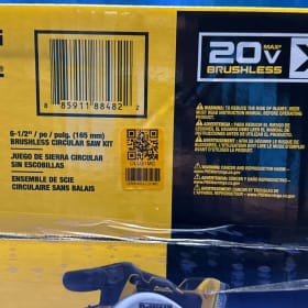 DeWalt Brushless Circular Saw Kit item