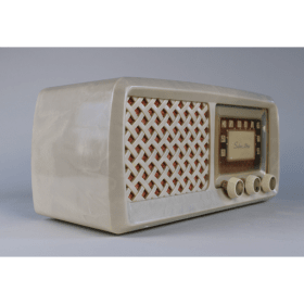 Silvertone Model 2014 item