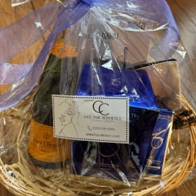Beauty and Champagne Basket item
