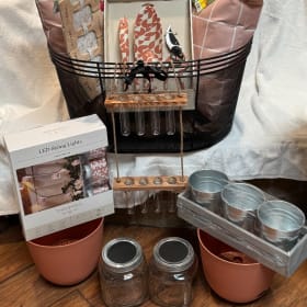 Patio/Garndening Set item