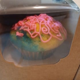 TO GO Cupcakes item