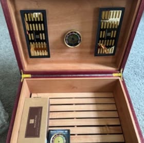 Humidor item