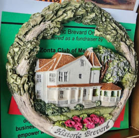 Zonta's Historic Ornament Collection- Green Gables item